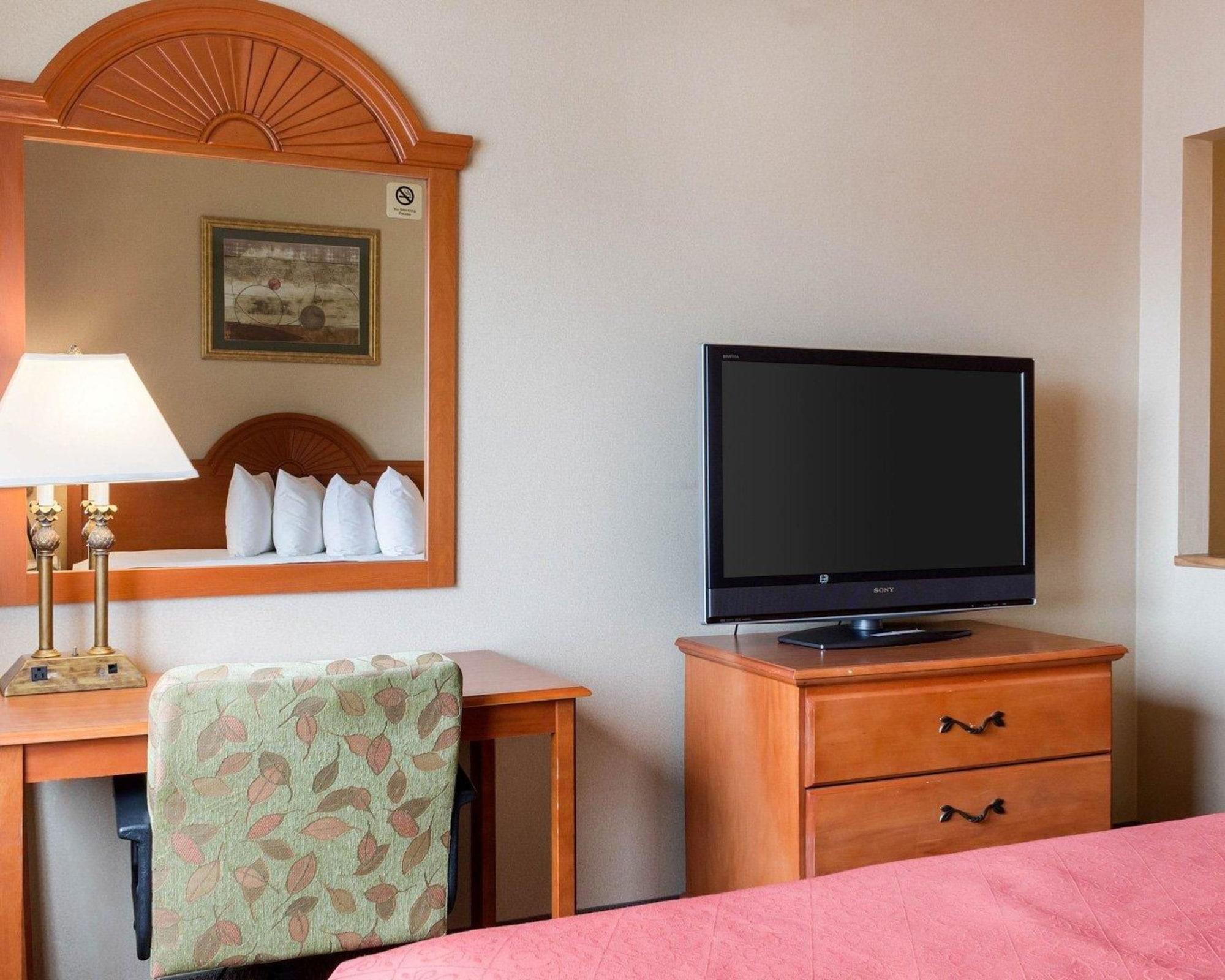 Quality Inn Brookings-University מראה חיצוני תמונה