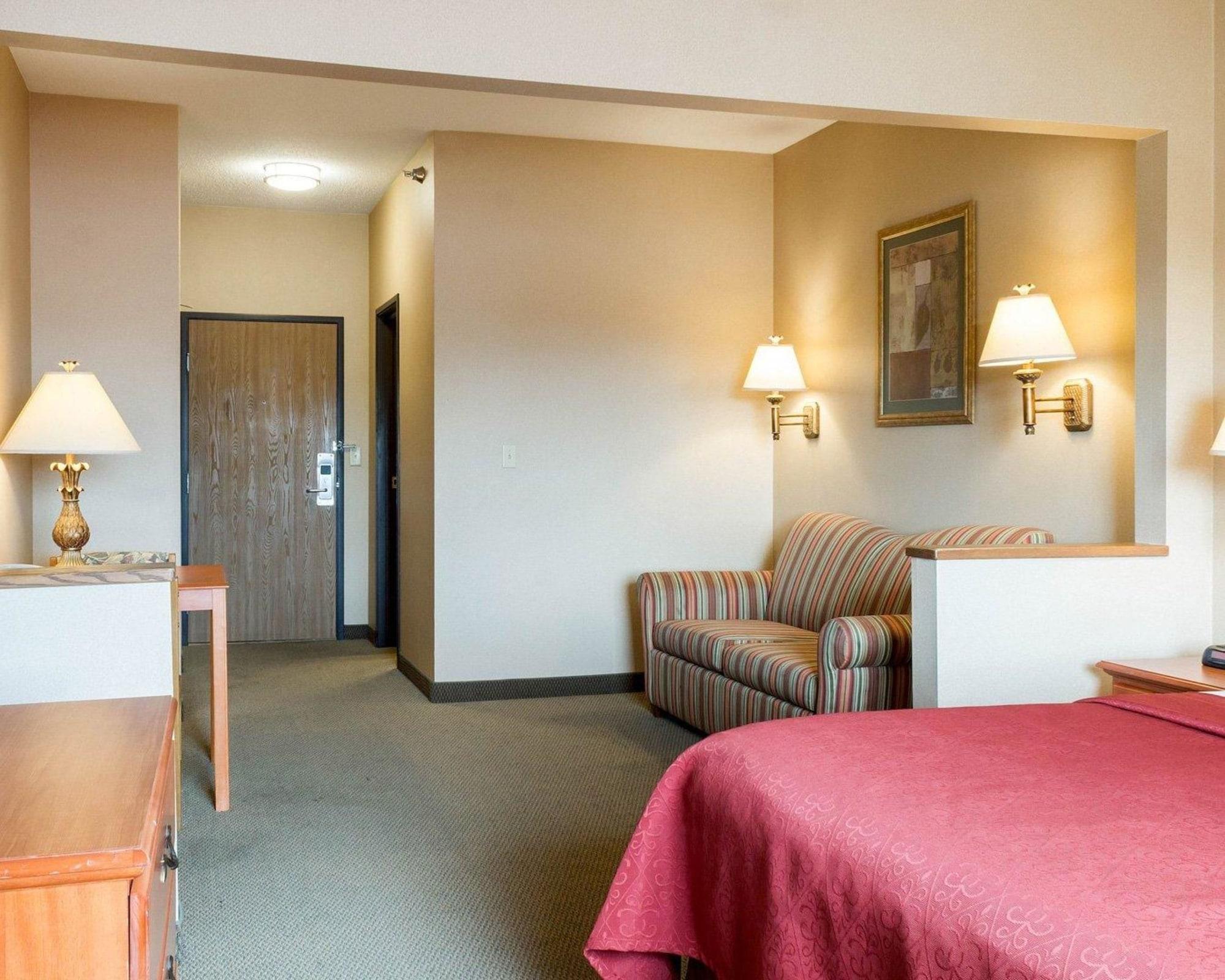 Quality Inn Brookings-University מראה חיצוני תמונה