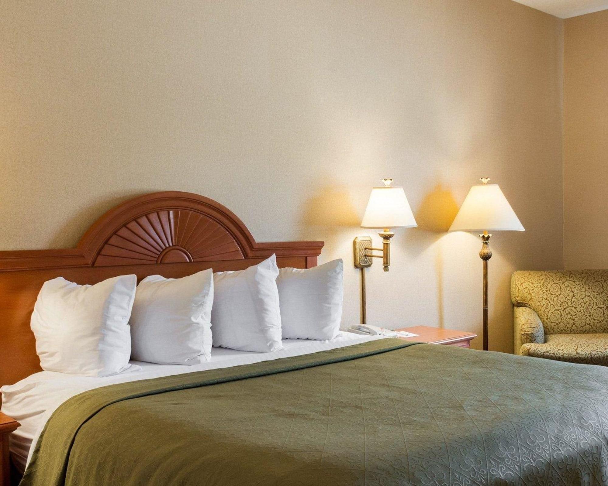 Quality Inn Brookings-University מראה חיצוני תמונה