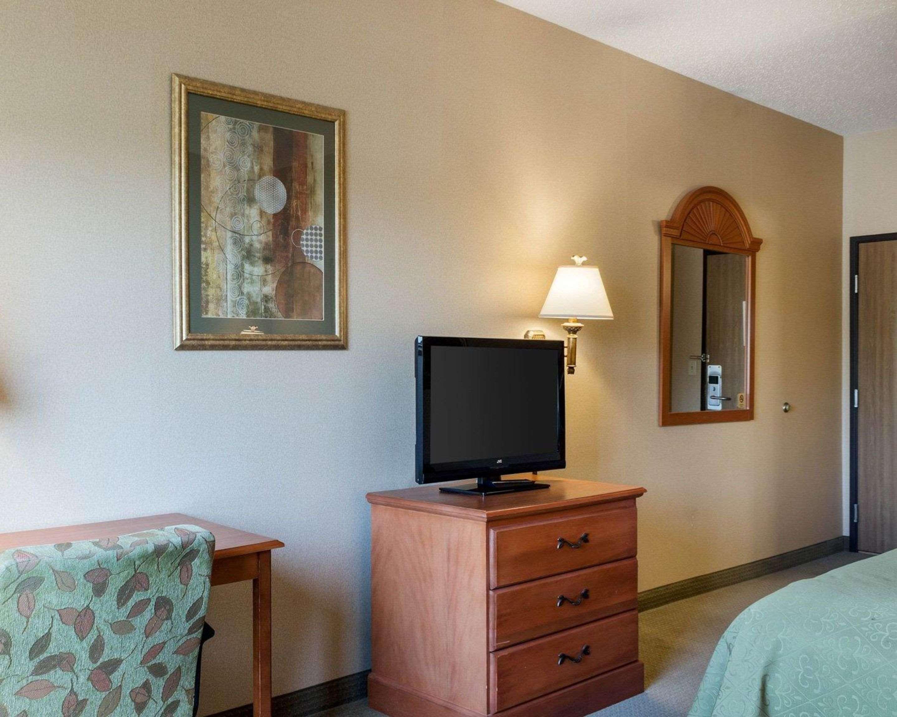 Quality Inn Brookings-University מראה חיצוני תמונה