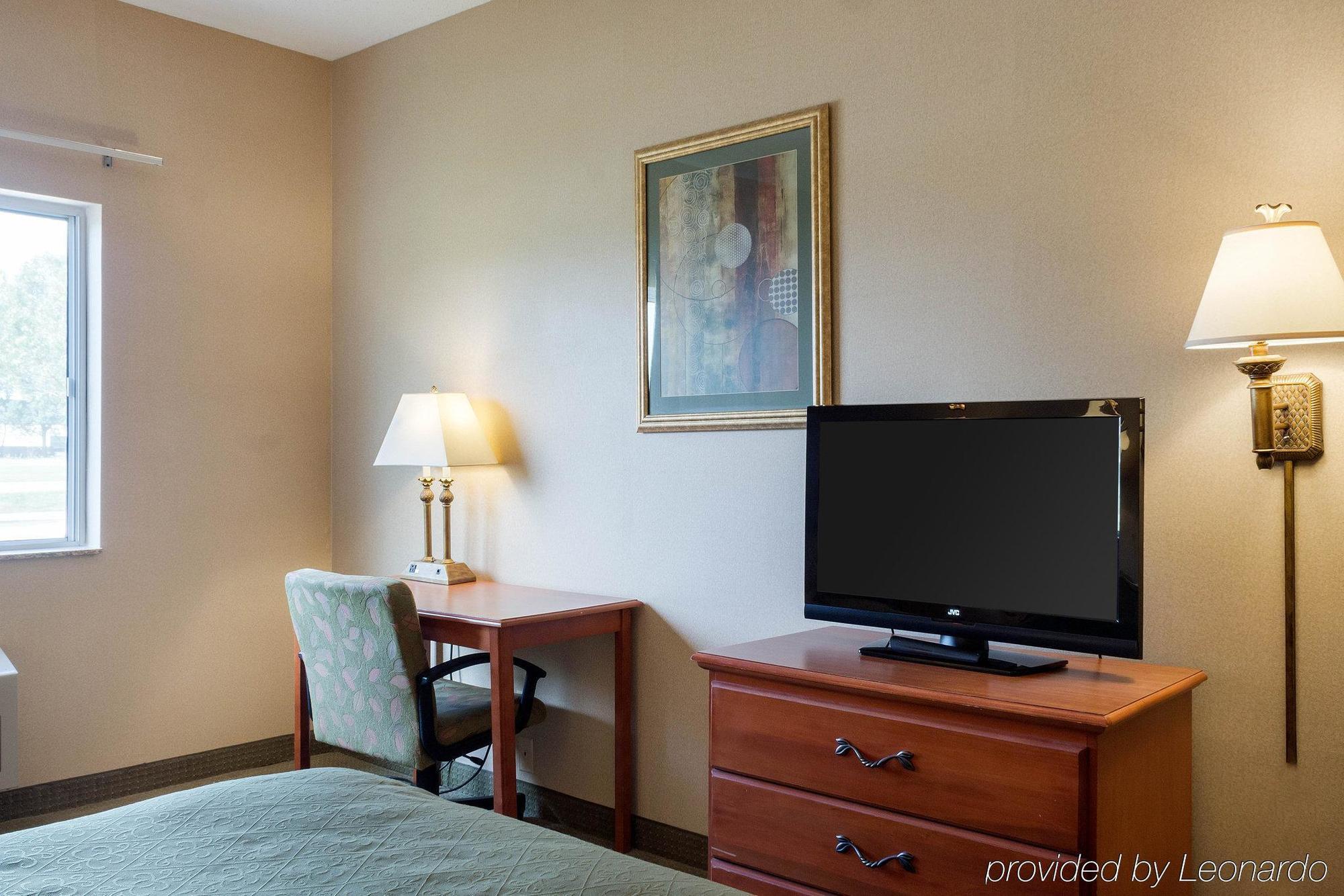 Quality Inn Brookings-University מראה חיצוני תמונה