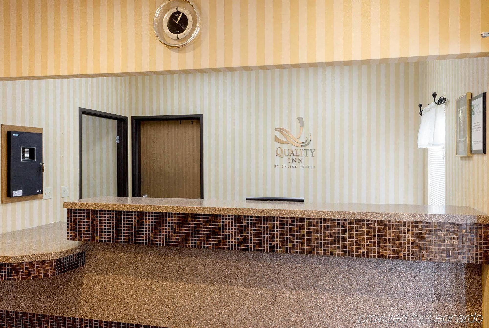 Quality Inn Brookings-University מראה חיצוני תמונה